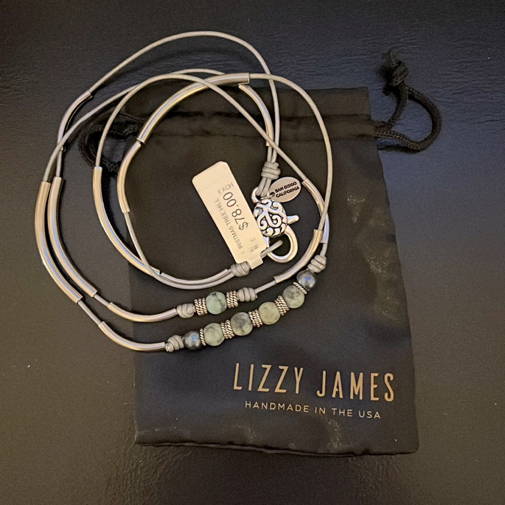 Lizzy James necklace - NEW!